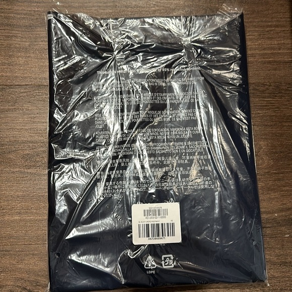 NWT! Banana Republic Navy SILKY CREPE MIDI DRESS - Picture 2 of 4